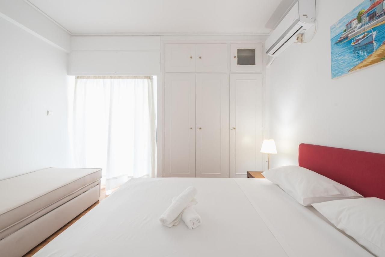 Athens Del Sol Suite Exterior photo